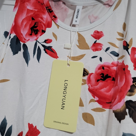 Cute Short Dress - Picture 2 of 2